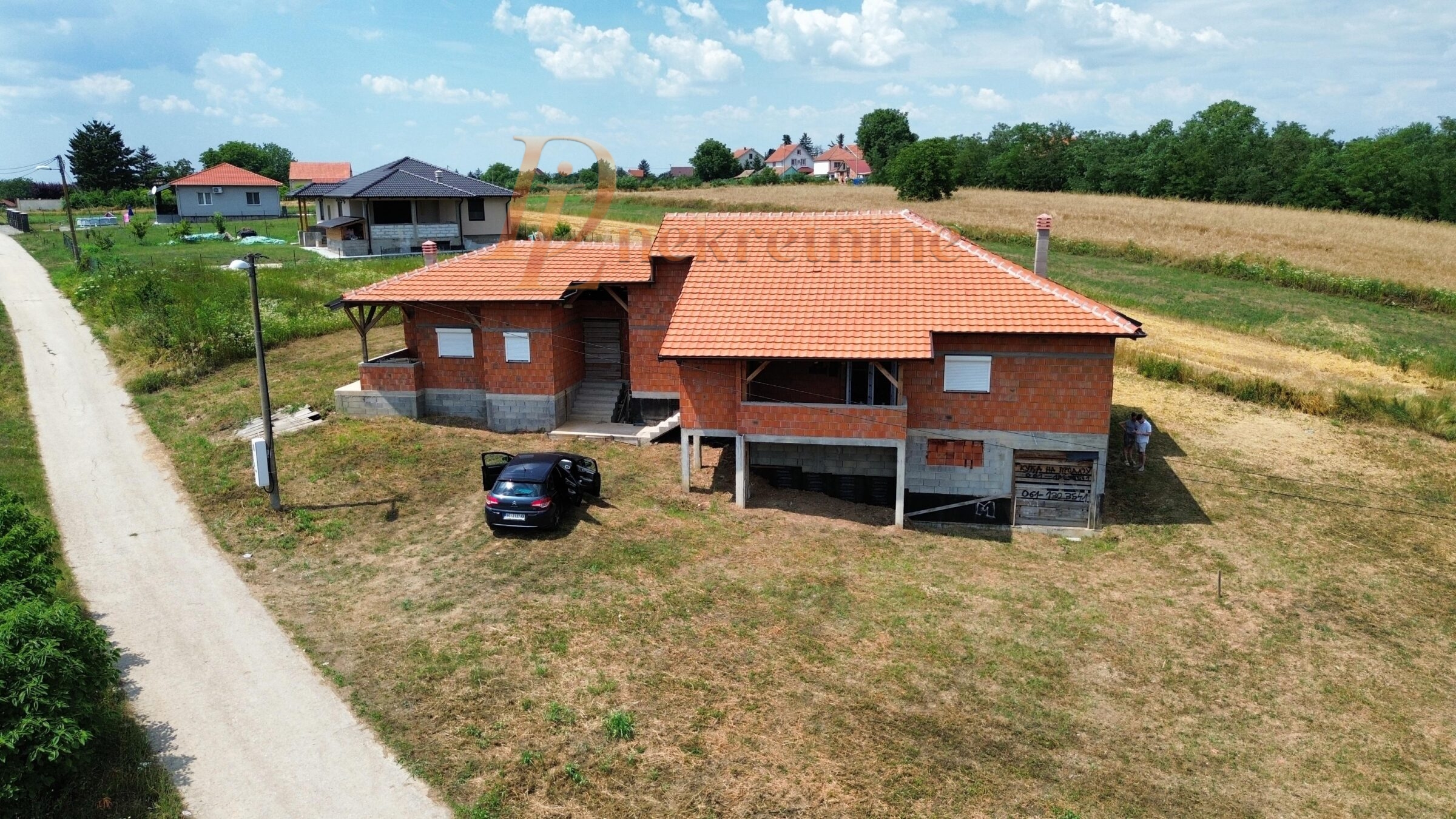 INVESTICIJA ILI VIKENDICA POD AVALOM